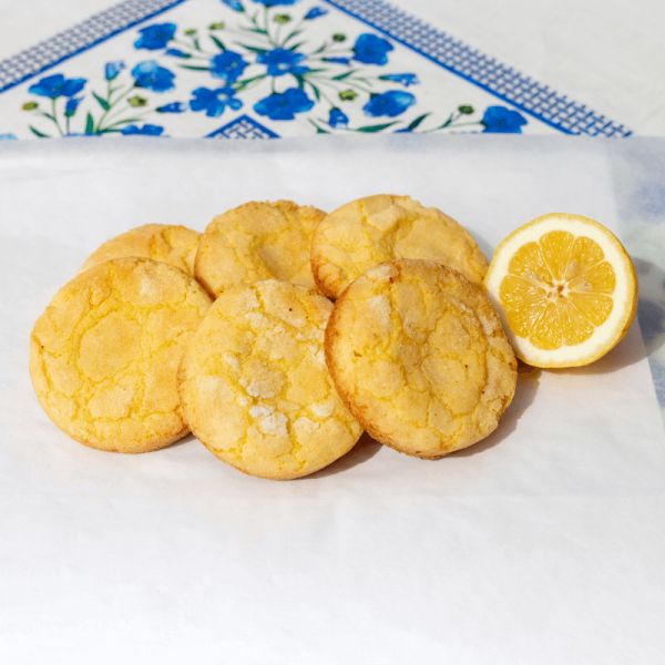 ორცხობილა ლიმონით / Lemon Crinkle Cookie (x1)